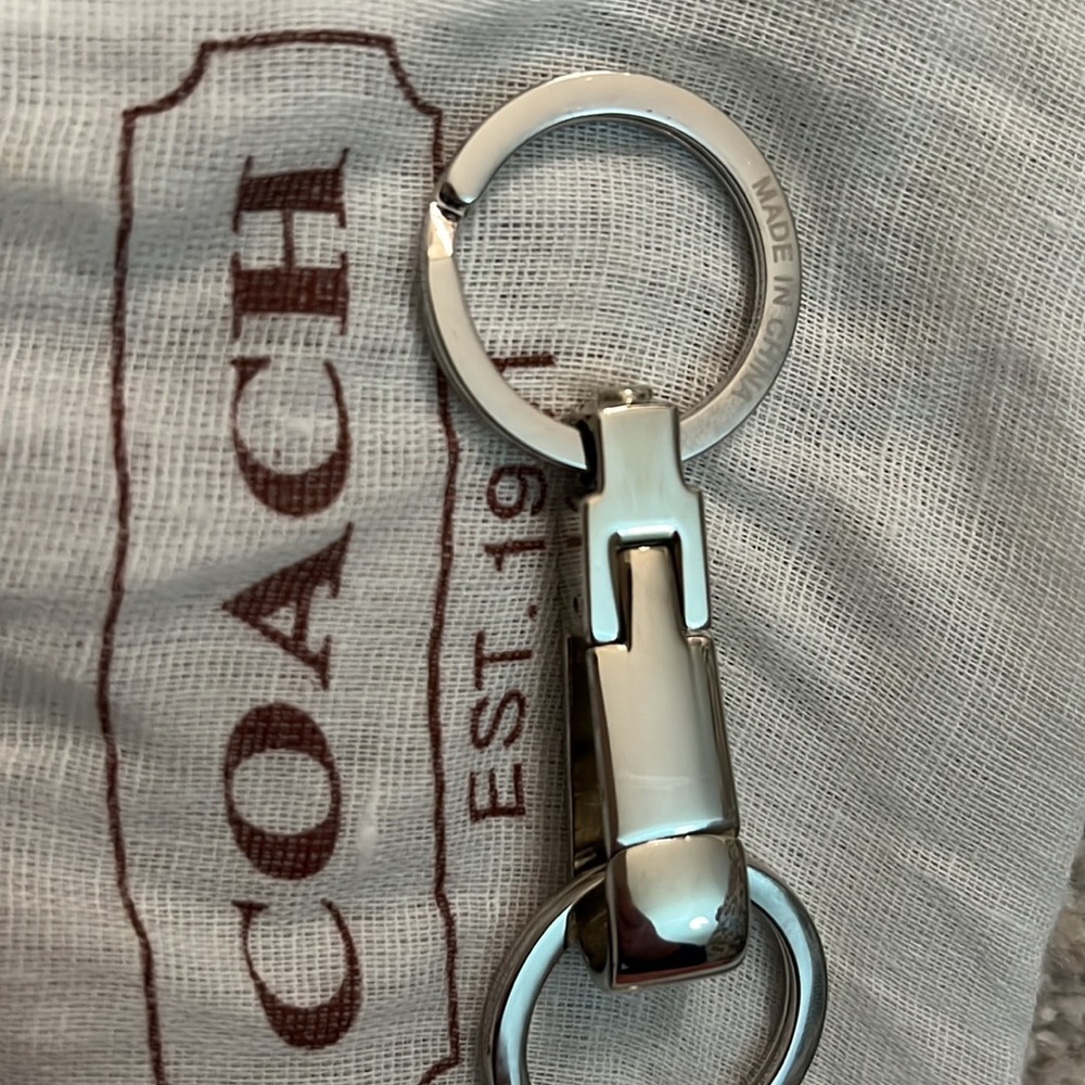 COACH Keychain with Dust Bag - Picture 4 of 4